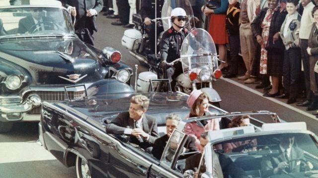 1.500 trang tài liệu bí mật về vụ ám sát John F. Kennedy JFK được công bố