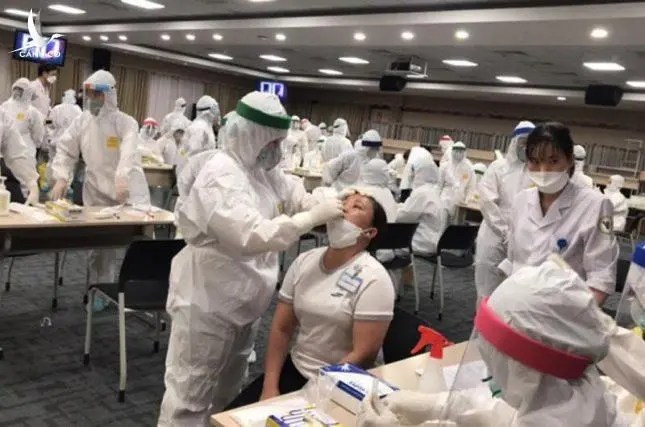 Bắt đầu tiêm vaccine ngừa Covid-19 ở điểm nóng Bắc Giang, Bắc Ninh
