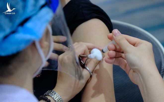 Bệnh viện Lê Văn Thịnh lên tiếng về đường dây tiêm vaccine Covid-19 thu phí