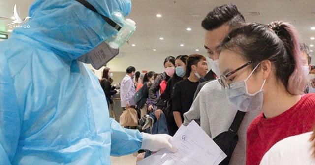 Bộ Y tế đề xuất tạm dừng nhập cảnh hành khách đến Việt Nam từ quốc gia phát hiện biến thể Omicron