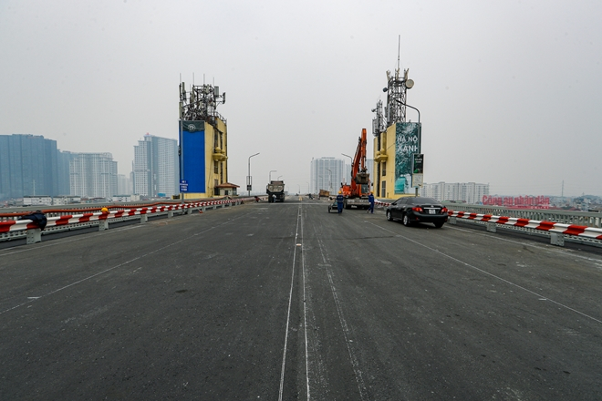 Cầu Thăng Long trước ngày thông xe