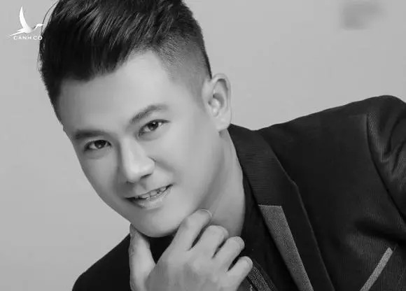 Cha mẹ ca sĩ Vân Quang Long tố cáo 8 YouTuber xúc phạm gia đình