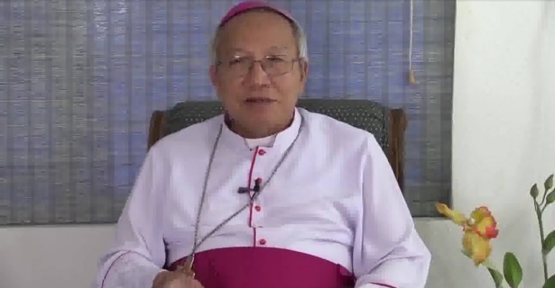 Giám mục Nguyễn Thái Hợp và đàn 