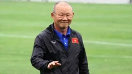 Thầy Park vừa 'chốt' danh sách thì nhận tin vòng loại World Cup 2022 dời sang năm 2021