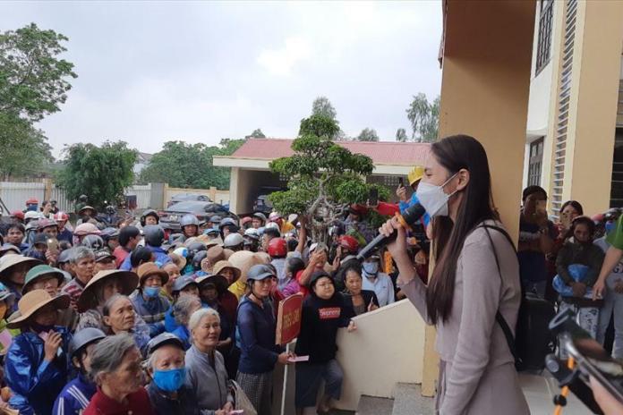 Không thống kê được chính xác số tiền từ thiện của ca sỹ Thủy Tiên ở Quảng Trị