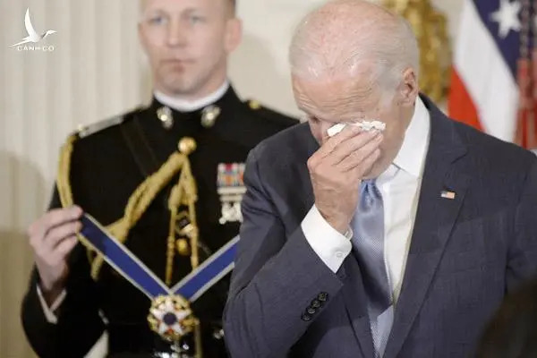 Những hình ảnh đáng nhớ trong cuộc đời tân Tổng thống Mỹ Joe Biden