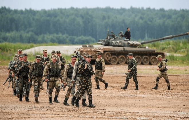 Ông Putin điều 150.000 binh lính tập trận đột xuất