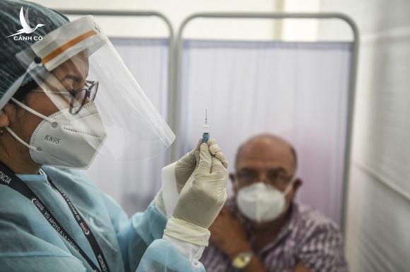 Peru đột ngột dừng thử nghiệm vaccine Covid-19 của TQ