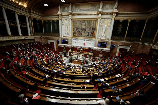 Pháp phạt 20 năm tù với tội phạm ấu dâm