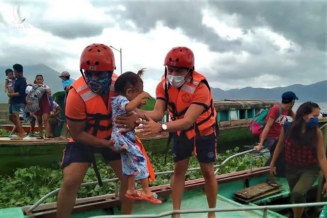 Philippines lại gồng mình đón siêu bão