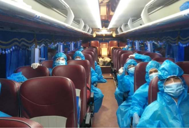 TP Hồ Chí Minh tăng cường 200 xe khách vận chuyển bệnh nhân COVID-19