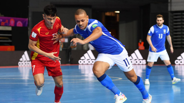 Tuyển Việt Nam thua 1 – 9 trước Brazil ở trận ra quân Futsal World Cup 2021