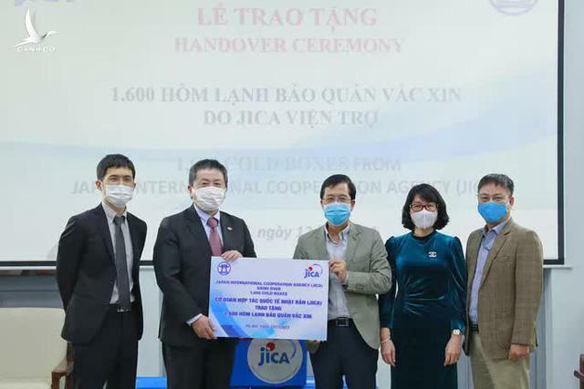 Việt Nam nhận thêm món quà 20 tỷ từ Nhật Bản để chống dịch