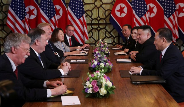 Hội nghị thượng đỉnh Mỹ - Triều: Vài tiếng đồng hồ xoay chuyển thượng đỉnh