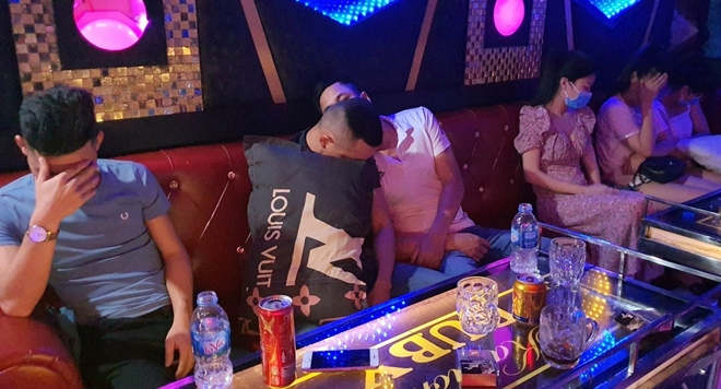 Liên tiếp phát hiện khách “phê” ma túy trong quán karaoke tại Quảng Nam