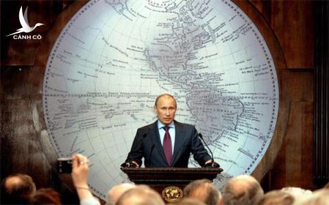 Nga bất biến trong hỗn loạn toàn cầu: Tài năng ông Putin