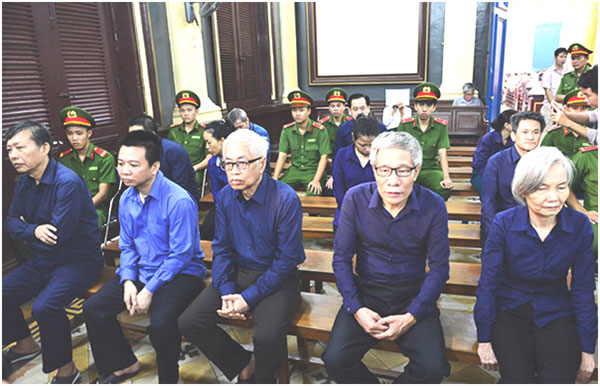 Nguyên Tổng Giám đốc DAB Trần Phương Bình bị truy tố tội mới