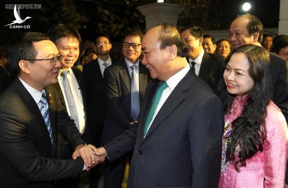 Thủ tướng gặp gỡ bà con kiều bào tại Myanmar
