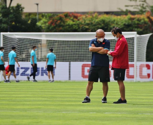 AFF Suzuki Cup 2020: Sẵn sàng dừng trận đấu nếu có mưa kèm sấm sét