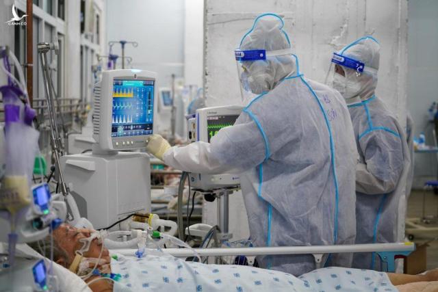 Bản lĩnh vững vàng của người lãnh đạo khi đối mặt với đại dịch Covid-19 Bản lĩnh vững vàng của người lãnh đạo khi đối mặt với đại dịch Covid-19