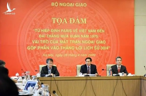 Bộ Ngoại giao tọa đàm về thắng lợi lịch sử 30-4