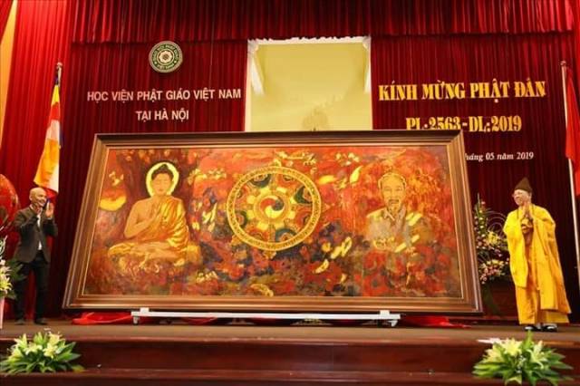 Bức tranh người ta đã nêu rất rõ chủ đề, Đạo pháp & Dân tộc, thế mà vẫn hoặc không hiểu hoặc cố tình không hiểu!