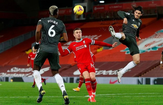 Cầm chân Liverpool tại Anfield, MU vững vàng ở đỉnh bảng xếp hạng