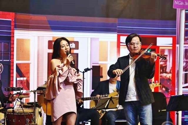 Cặp đôi 'Mùa hoa tìm lại' Duy Hưng - Thanh Hương 'đắt show' trên VTV3