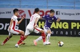 Hà Nội FC may mắn khi có Quang Hải, Văn Quyết