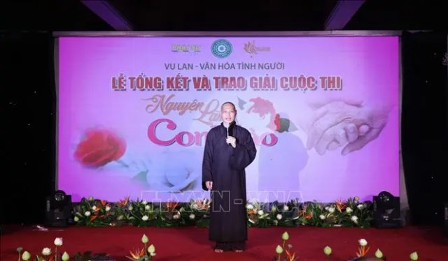 Chương trình văn nghệ 'Vu Lan - Văn hóa tình người'