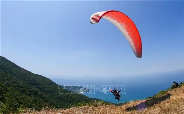 CLB Dù lượn Đà Nẵng đoạt giải Nhất đồng đội và cá nhân nam