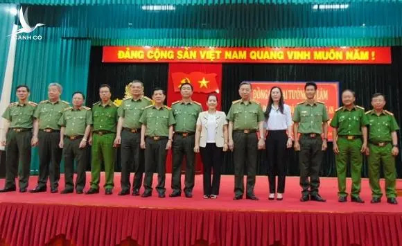 Công an tỉnh Quảng Ngãi đảm bảo tuyệt đối an ninh, an toàn cho ngày hội bầu cử