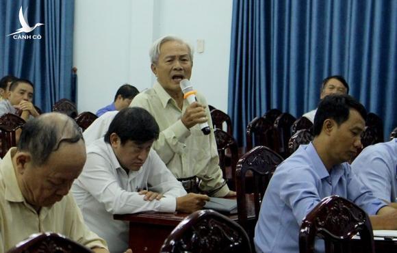 Cử tri bức xúc về lời lẽ ngang ngược của phát ngôn BNG Trung Quốc Cử tri bức xúc về lời lẽ ngang ngược của phát ngôn BNG Trung Quốc