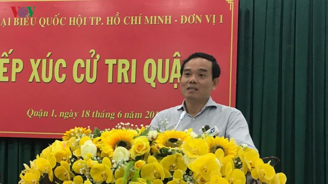 Cử tri TP.HCM bức xúc vụ Thanh tra Bộ Xây dựng “vòi” tiền địa phương