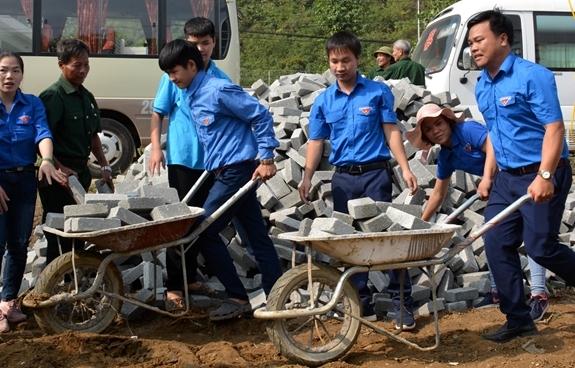 Dân chủ gắn chặt với kỷ cương phép nước vì sự ổn định, phát triển của đất nước