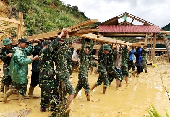 Đằng sau thủ đoạn “gắp lửa bỏ tay người”