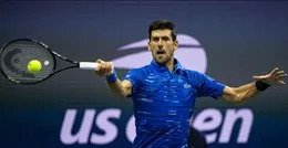 Djokovic bị loại khỏi US Open 2020 vì đánh bóng trúng nữ trọng tài