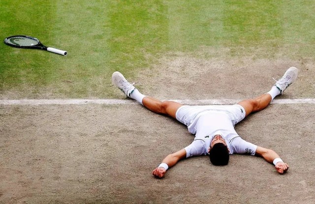 Djokovic: 'Vua' mới của Wimbledon