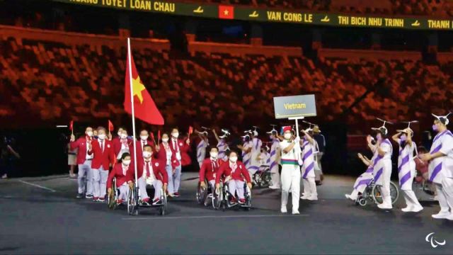 Đoàn Thể thao Việt Nam rạng rỡ tại Lễ khai mạc Paralympic Tokyo 2020