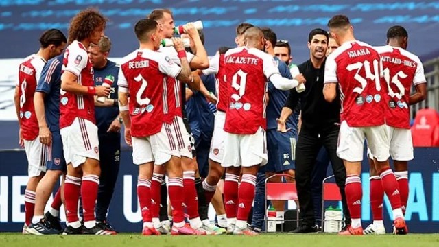 'Đội bóng tỷ phú' Arsenal sa thải 55 nhân viên, cầu thủ cảm thấy bị phản bội