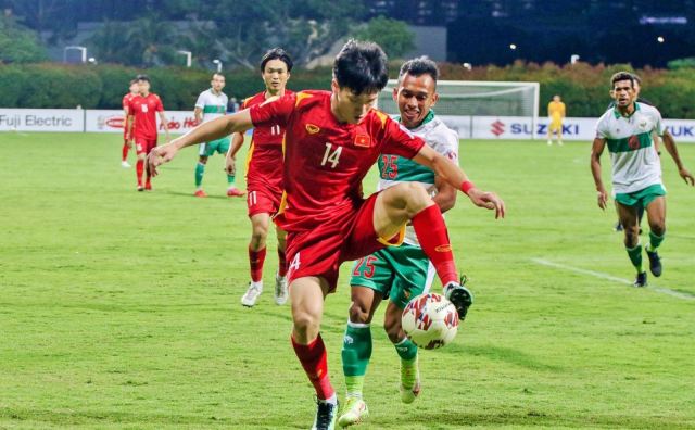 Đội hình ra sân của tuyển Việt Nam gặp Campuchia: Công Phượng, Tiến Linh lĩnh xướng hàng công Đội hình ra sân của tuyển Việt Nam gặp Campuchia: Công Phượng, Tiến Linh lĩnh xướng hàng công