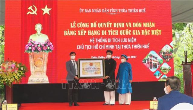 Đón nhận Bằng xếp hạng Di tích quốc gia đặc biệt Hệ thống lưu niệm Chủ tịch Hồ Chí Minh