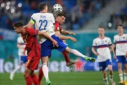 EURO 2020: Bóng đá châu Âu sốc với việc ngôi sao đội Đan Mạch đột quỵ trên sân