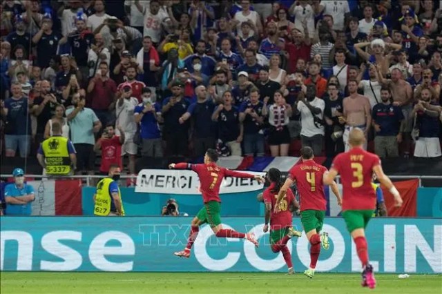 EURO 2020: CR7 nối dài các kỷ lục