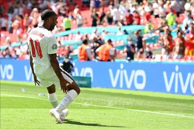 EURO 2020: Sterling lập công giúp Anh vượt qua Croatia 