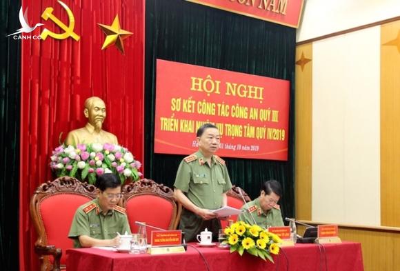 Giải quyết ổn định từ cơ sở các vụ việc phức tạp, được dư luận quan tâm Giải quyết ổn định từ cơ sở các vụ việc phức tạp, được dư luận quan tâm