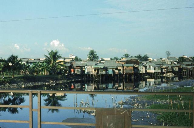 Hình ảnh miền nam saigon 1975 mà tụi 3 cây nhang sùng bái đây