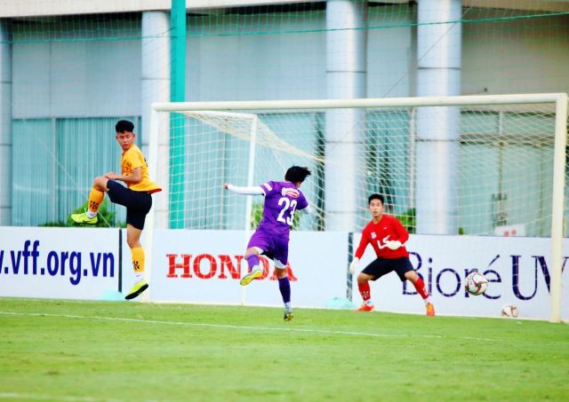 HLV Mai Đức Chung hài lòng với ‘quân xanh' tuyển U15 futsal nam