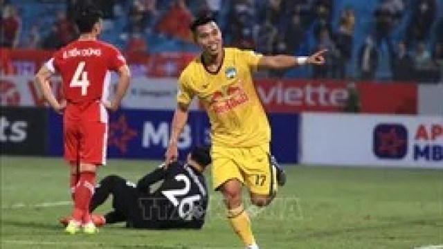 Vòng 5 V-League 2021: Dấu ấn HLV Kiatisak cùng đội bóng phố núi