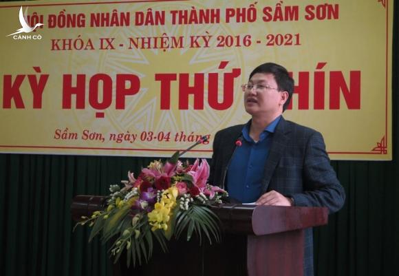 Họp bất thường, Thanh Hóa có tân Phó chủ tịch UBND tỉnh 45 tuổi